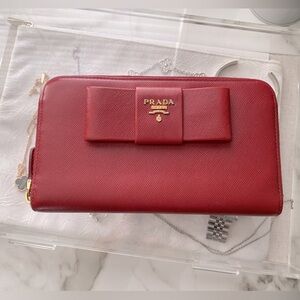 PRADA WALLET POUCHETTE